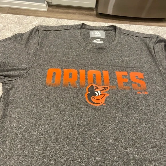 Baltimore Orioles MLB Majestic Charcoal T-Shirt-Large - Picture 4 of 6